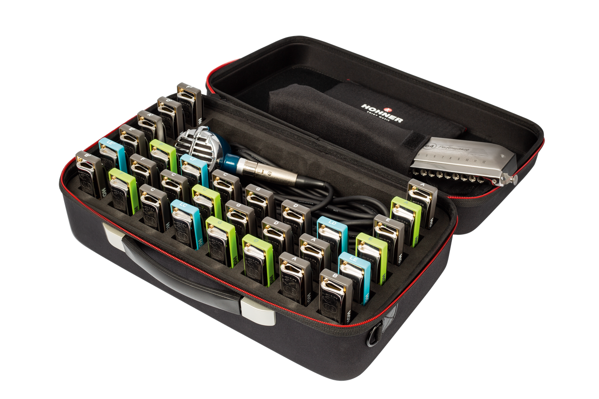 Sure! Please provide the original alt text description you want me to rewrite.