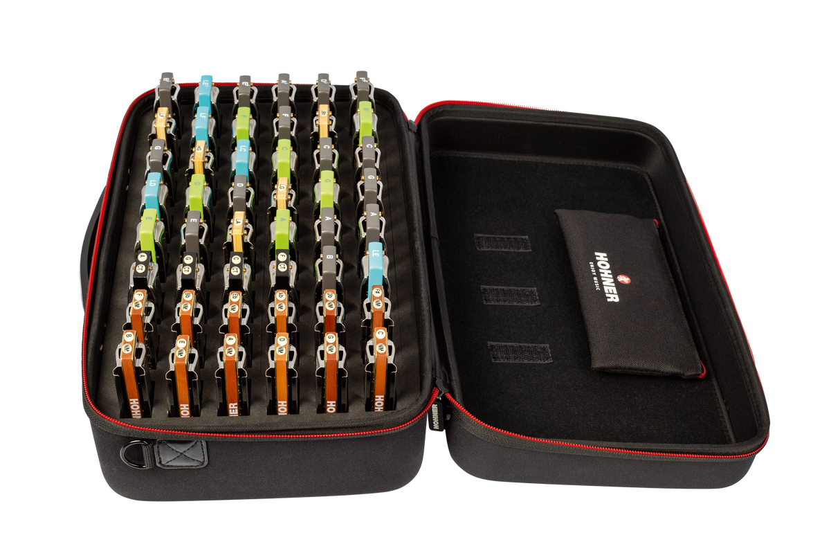 Sure! Please provide the original alt text description you want me to rewrite.