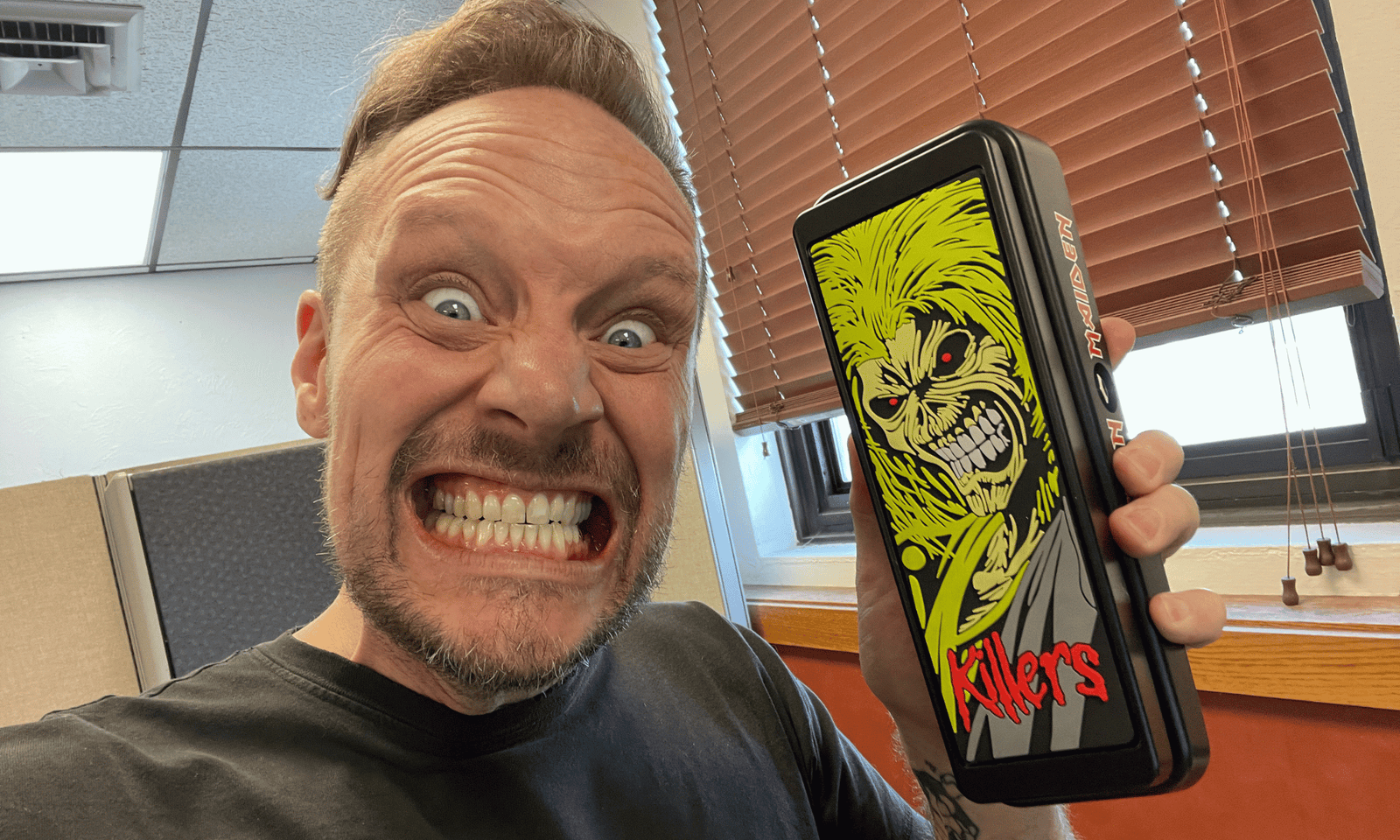 Iron Maiden Killers Cry Baby vs Kirk Hammett Cry Baby: Which Wah Fits Your Rig?