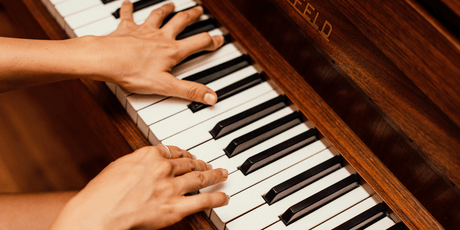 Piano player