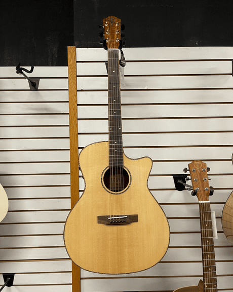 Teton STA170CEHB Acoustic Electric Guitar: What It’s Like to Play and Own