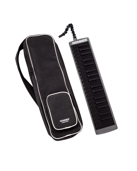 Sure! Please provide the original alt text description you want me to rewrite.