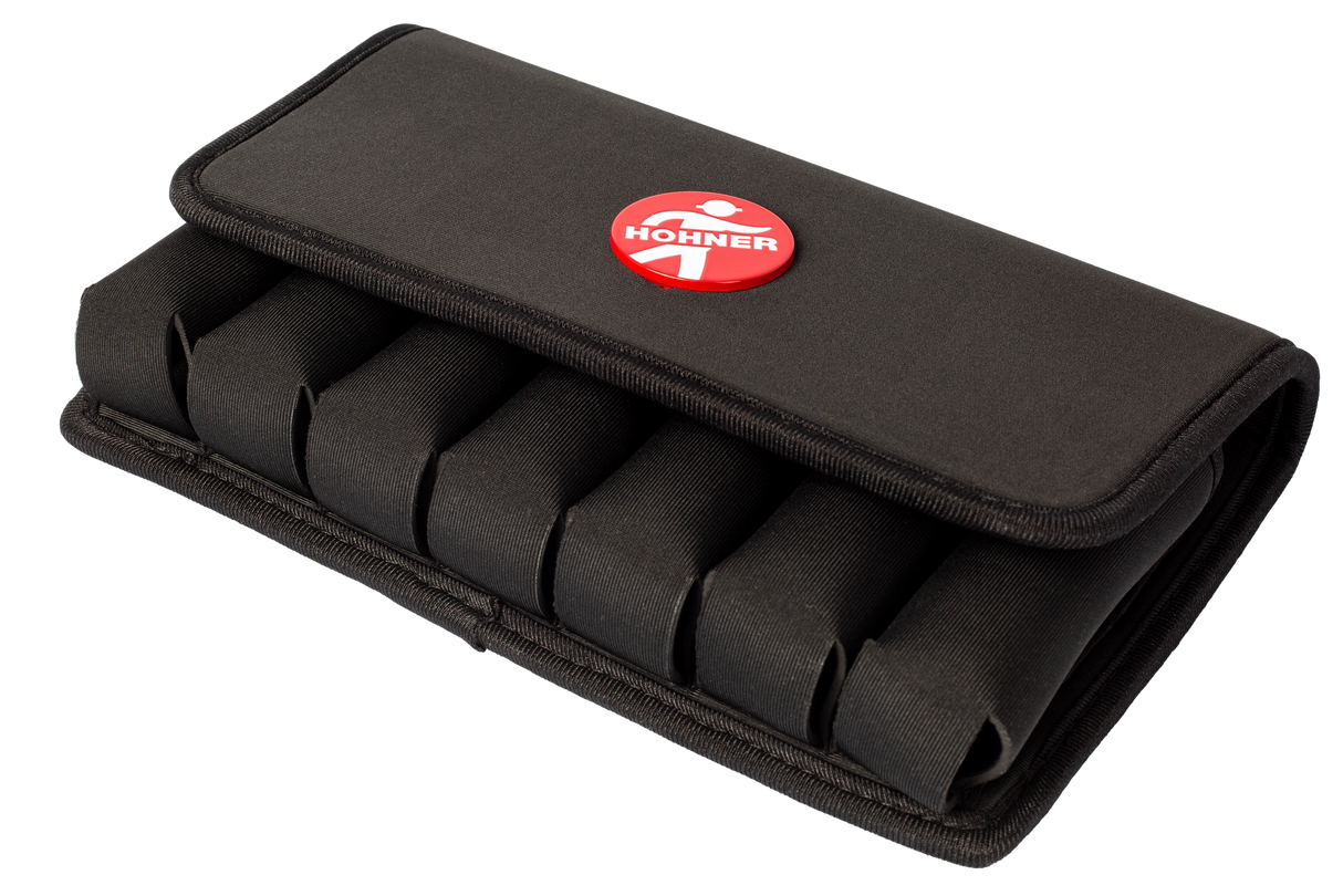 Sure! Please provide the original alt text description you want me to rewrite.