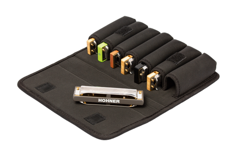 Sure! Please provide the original alt text description you want me to rewrite.