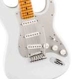 Fender American Ultra II Stratocaster With Case _ Avalanche